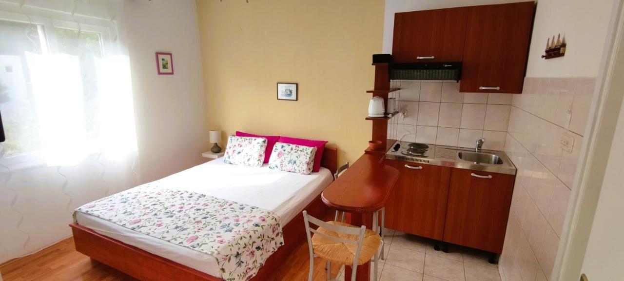 Apartments Senka Viganj Esterno foto