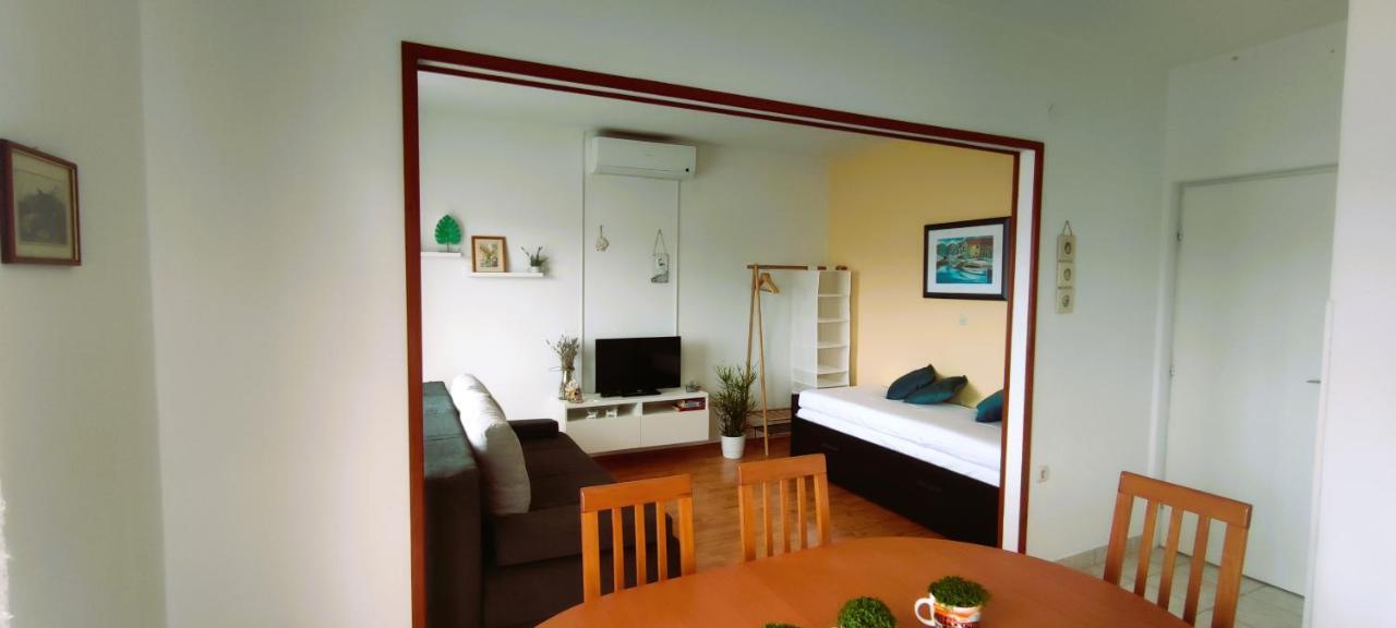 Apartments Senka Viganj Esterno foto